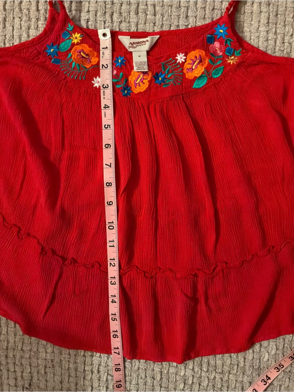 🌙✨Arizona Jean Company Red Embroidered Floral Top - Picture 4 of 8